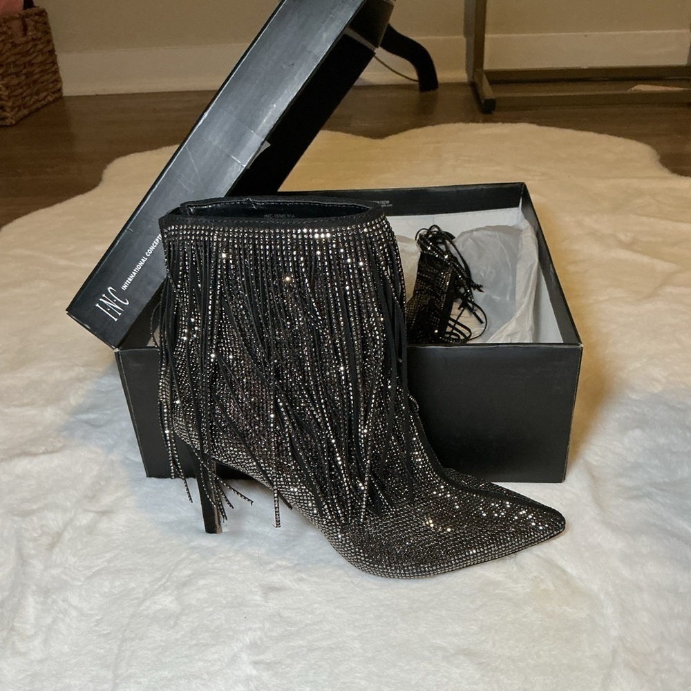 NIB Crystal Fringe Booties